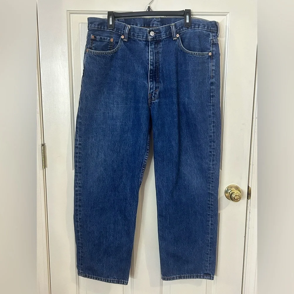 Levi’s 550 Men’s 49x30 (38x29) Relaxed Fit Dark Wash Jeans